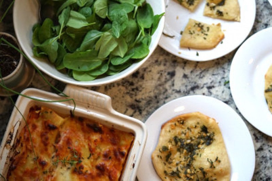 How to Make Easy Herb Garden Flatbread • Gardenary